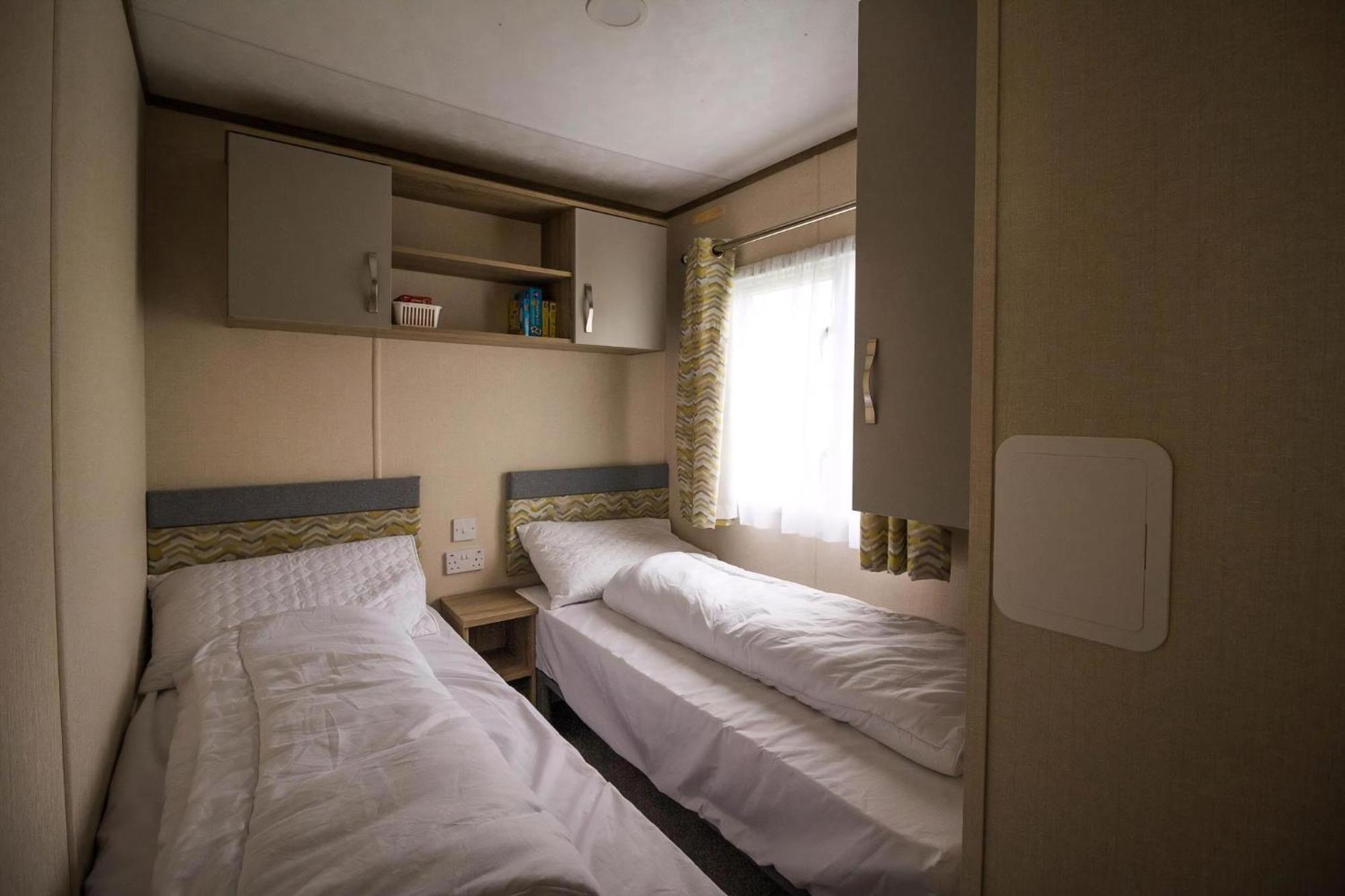 Beautiful 8 Berth Caravan At Heacham Beach In Norfolk Ref 21056C Dış mekan fotoğraf